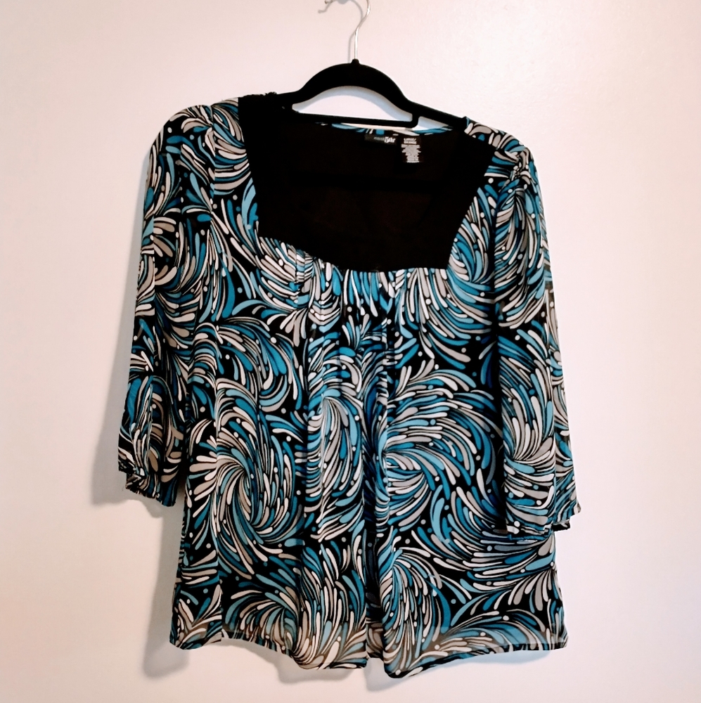 East 5th Ave square neckline blouse with blue geometric pattern size large